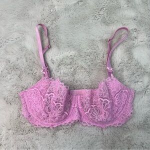 Victoria's Secret Pink Lace Bra Size 32D Push Up without Padding Underwire